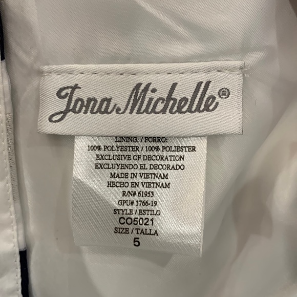 Jona Michelle Girls Silver & Blue Dress with matching bolero jacket Size 5 - Picture 6 of 10